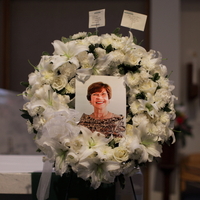 Photo #10-Wreath in Sanctuary